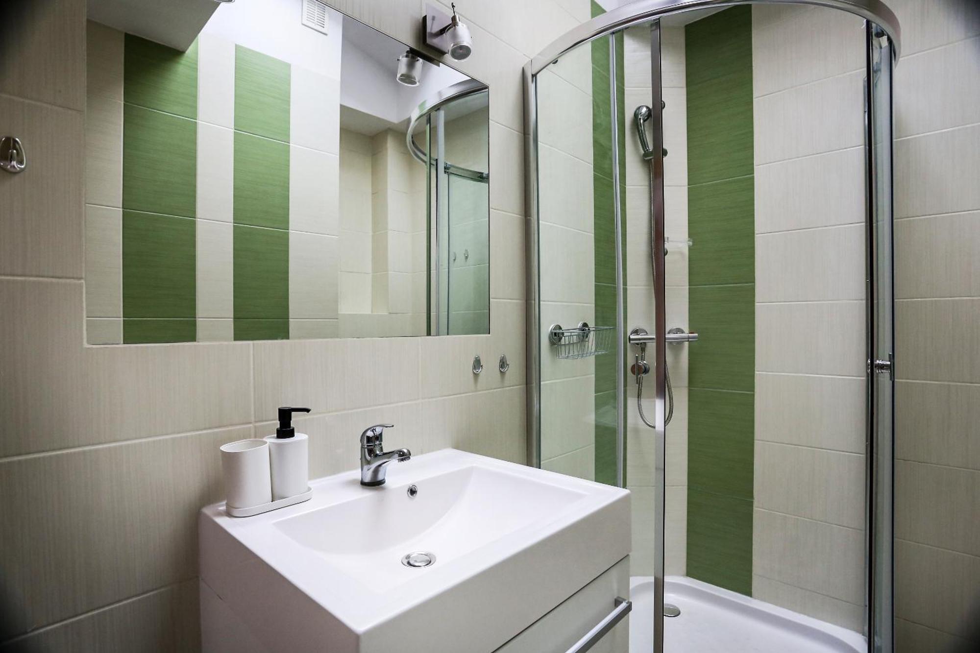 Fully-Furnished Apartment With Air Conditioning For Families, Cracow Old Town كراكوفيا المظهر الخارجي الصورة