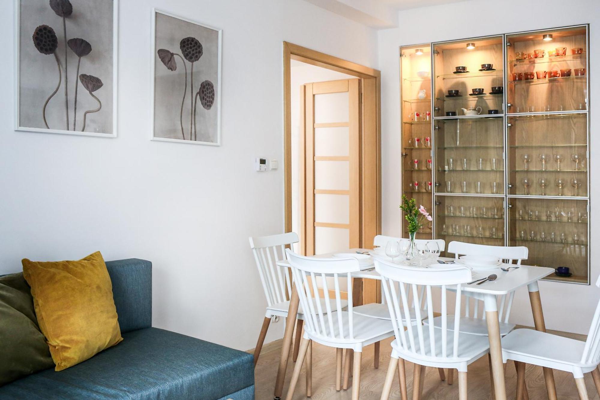 Fully-Furnished Apartment With Air Conditioning For Families, Cracow Old Town كراكوفيا المظهر الخارجي الصورة