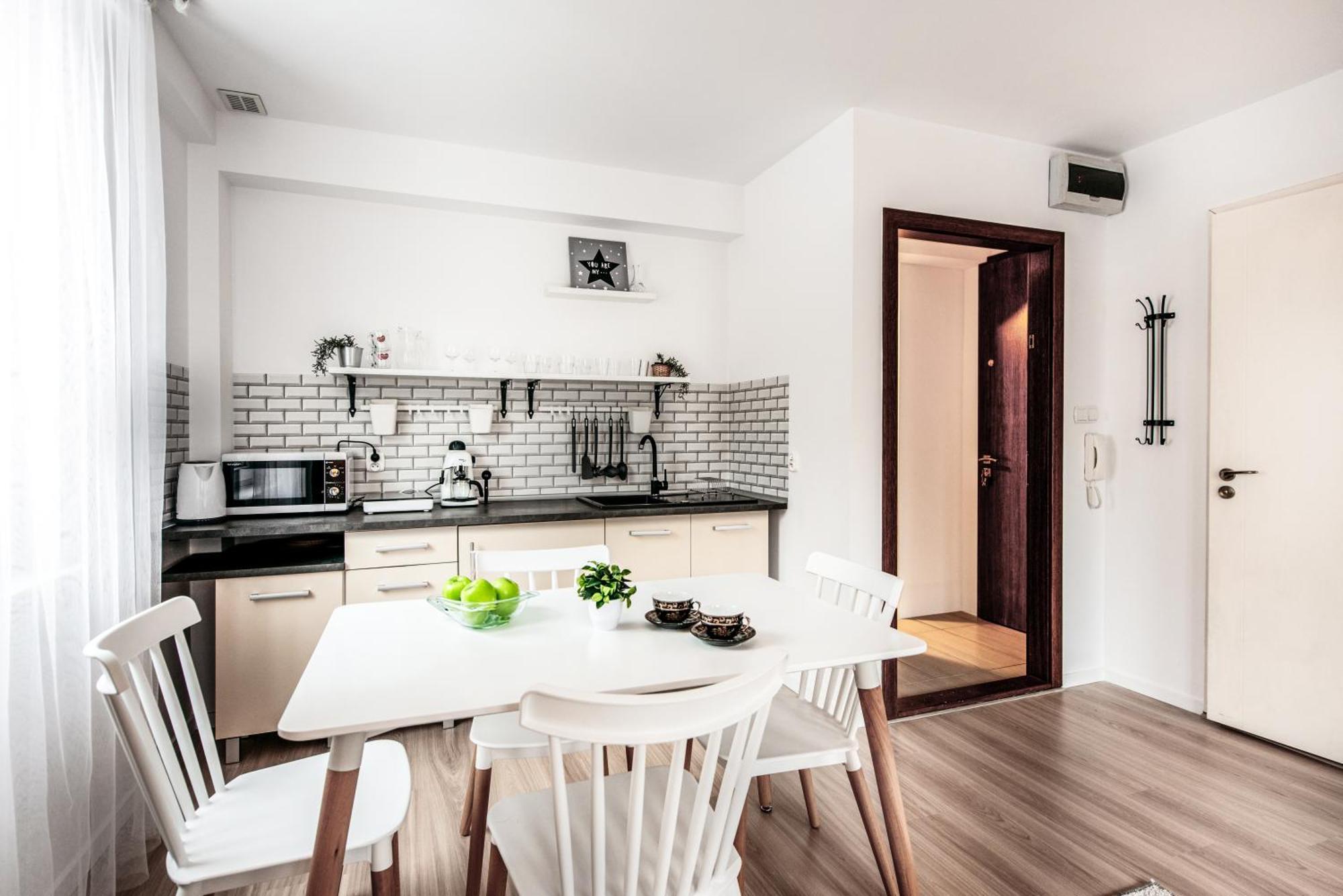 Fully-Furnished Apartment With Air Conditioning For Families, Cracow Old Town كراكوفيا المظهر الخارجي الصورة