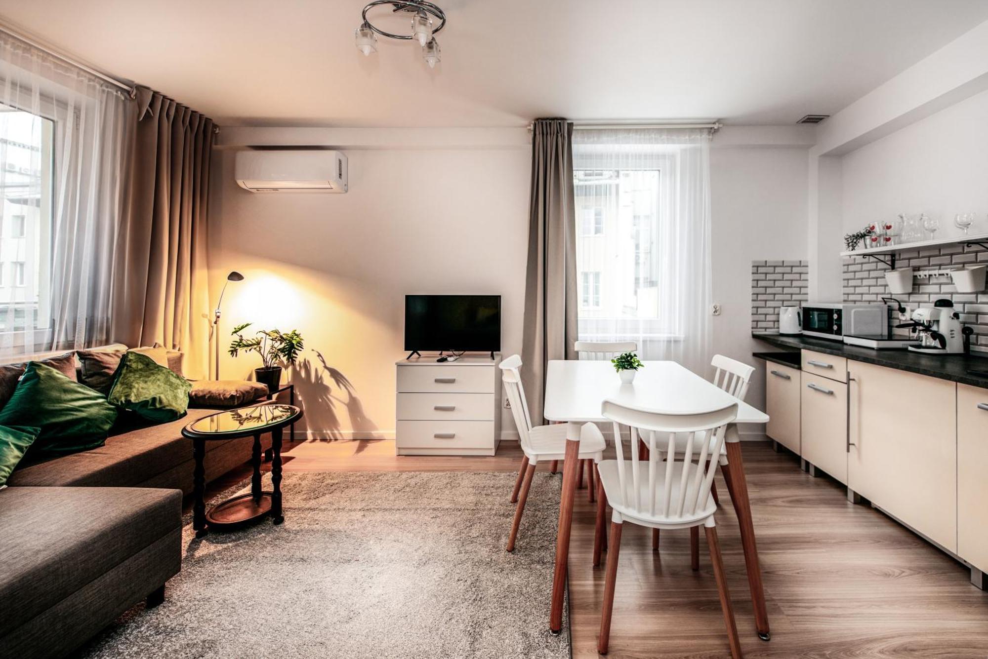 Fully-Furnished Apartment With Air Conditioning For Families, Cracow Old Town كراكوفيا المظهر الخارجي الصورة
