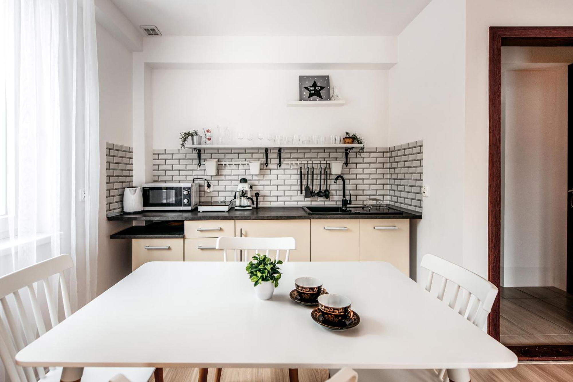 Fully-Furnished Apartment With Air Conditioning For Families, Cracow Old Town كراكوفيا المظهر الخارجي الصورة
