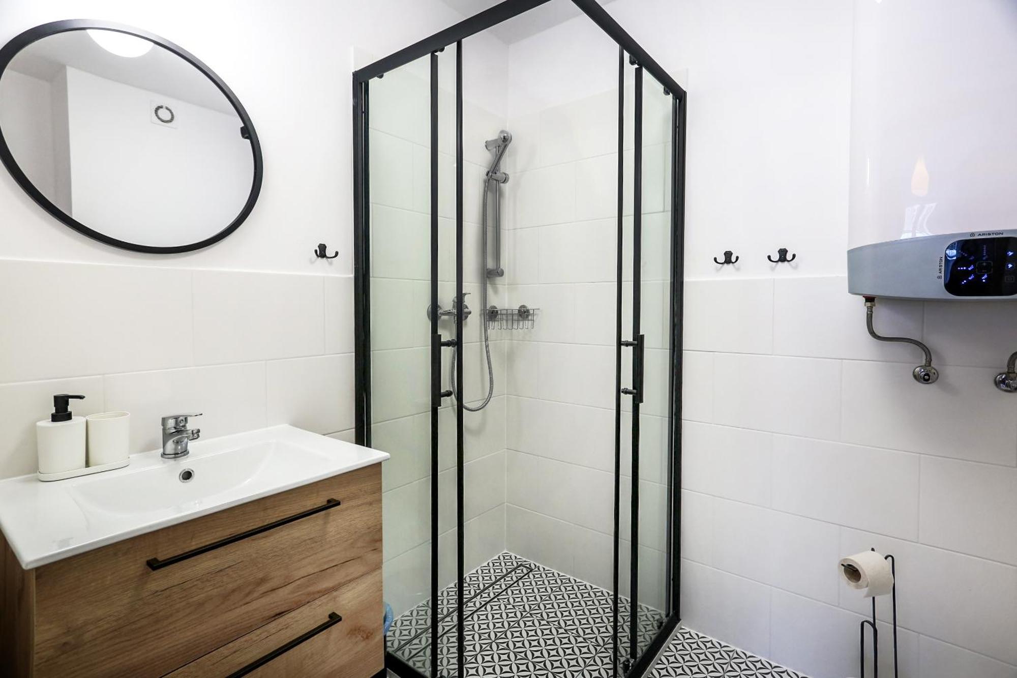 Fully-Furnished Apartment With Air Conditioning For Families, Cracow Old Town كراكوفيا المظهر الخارجي الصورة