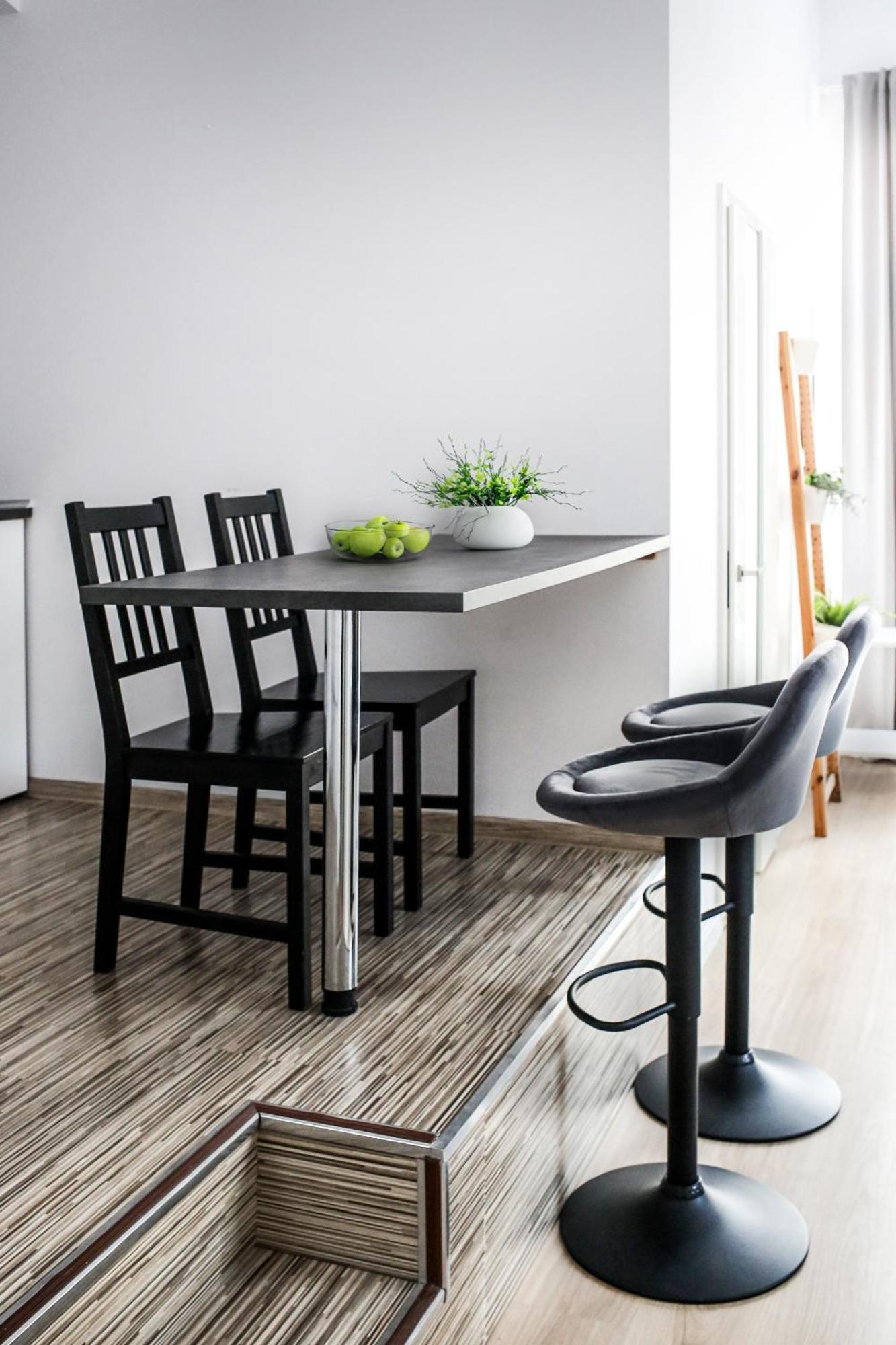 Fully-Furnished Apartment With Air Conditioning For Families, Cracow Old Town كراكوفيا المظهر الخارجي الصورة